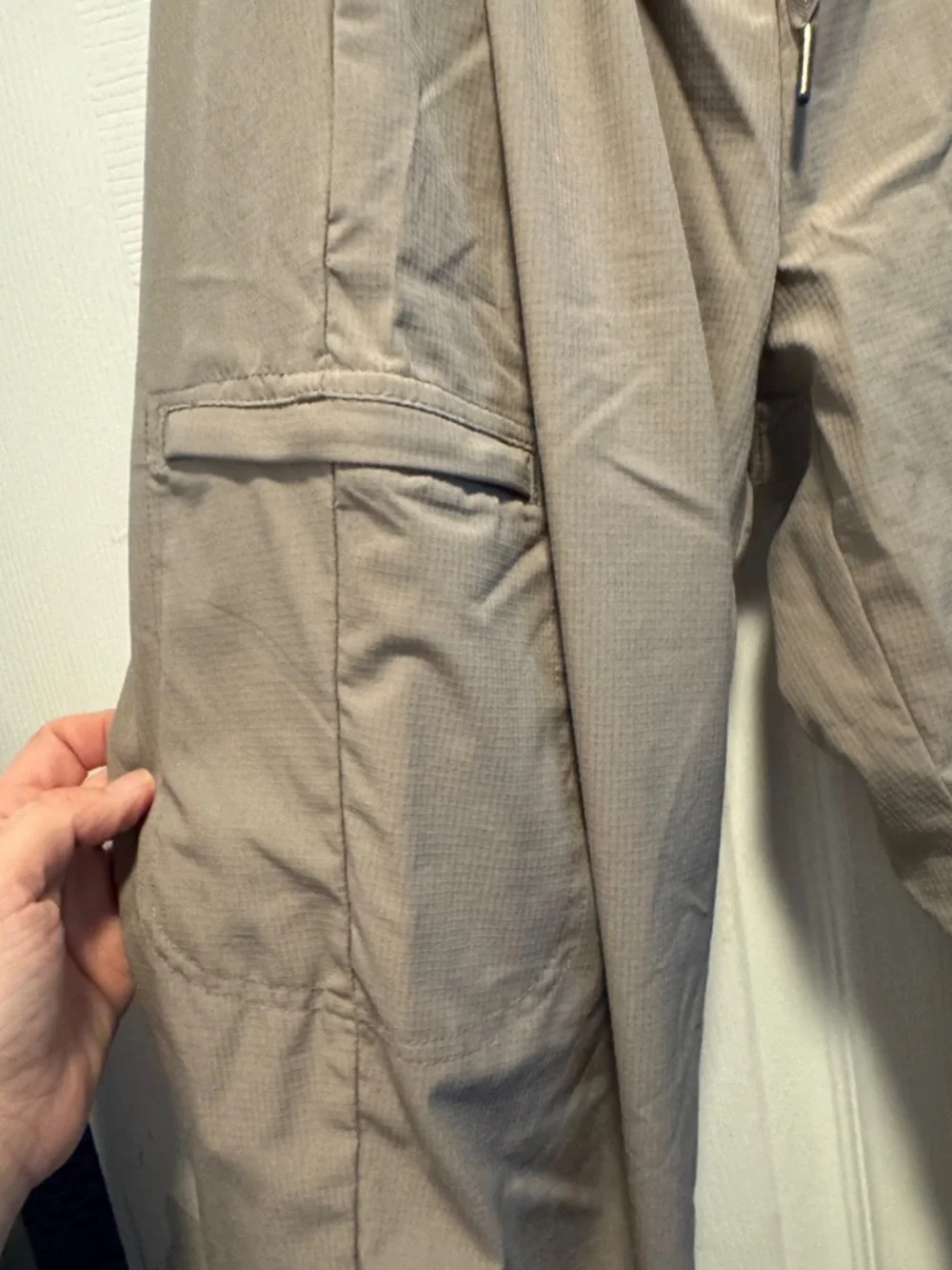 Eddie Bauer Taupe Drawstring Joggers Hiking Pants - Picture 4 of 6